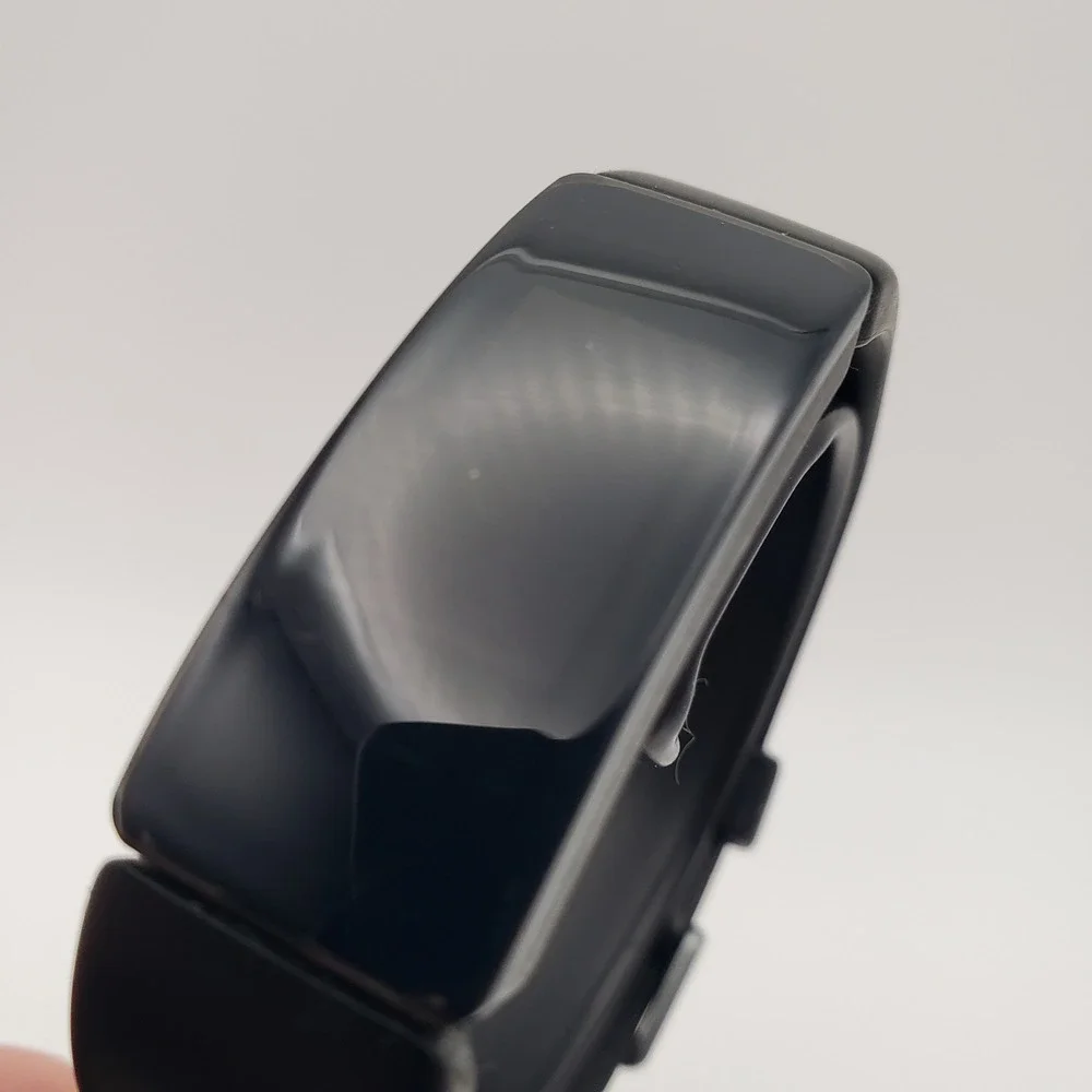 Fitbit Inspire HR FB413 Fitness Tracker Small Black Heart Rate Sleep Monitor